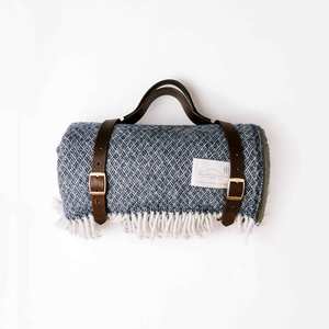 Napiers Bush Navy picnic blanket