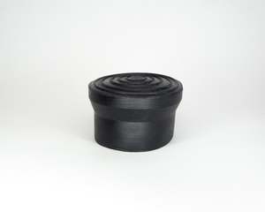 Hardware: CAP RND RUBBER BLK