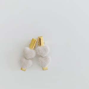 Velvet Luxe: SALE - 5.7cm Non-Slip Big Fluffy Heart Single Clips (5 Colour Choices)