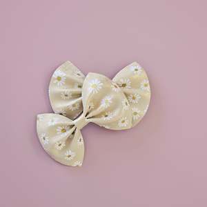 Pinch Bows: Shasta Middle Sister Bow Clips Or Headbands