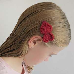5.7cm Single Crochet Heart Clips - 2 Colour Choices