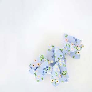 Rue - Single Middle Sister Bow Clips