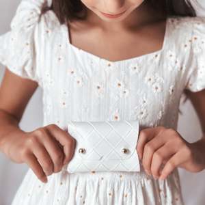 Adriana Cardholder Pocket Purse