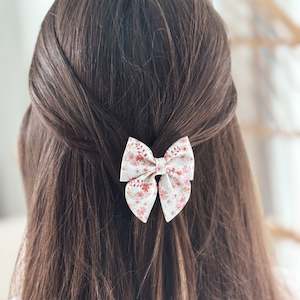 Sailor Style Bows: Margo - Petite Middle Sister Single Bow Clips