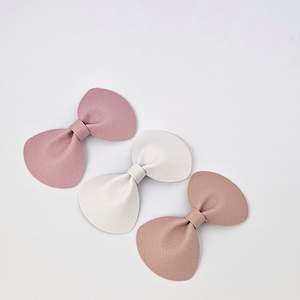 SALE - Peggy Single Bow Clips