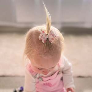 Fresh From The Market: Lowanna - Single Middle Sister Sized Bow Clips Or Headbands