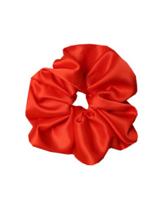 Made: BETTY SCRUNCHIE VERMILLION