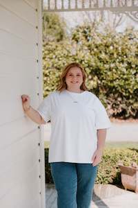 S 18: Oversized Tee - White