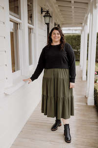 Sale Under 100 Size 2xl: Huckle Crop - Black