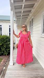 L 22: Sunday Dress - Stripe