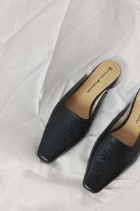 CHAOS & HARMONY LUCIA FLAT BLACK CROC