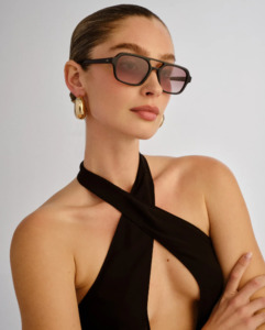Eyewear: LUV LOU THE DUSTY BLACK