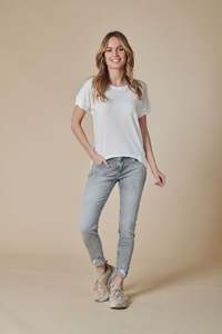 Zhrill: ZHRILL RAHEL T SHIRT WHITE