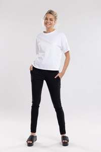 Nes: NES DARTSTA PANTS BLACK
