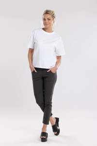 NES SECTION PANT KHAKI