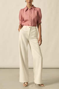 Jeans: ZOE KRATZMANN FLINT JEAN