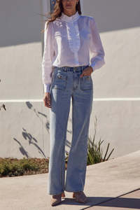 Jeans: ZOE KRATZMANN PIAZZA JEAN