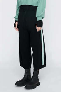 TAYLOR CONTRAST CROPT CONTENTMENT PANT BLACK/MINERAL/IVORY