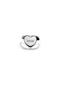 STOLEN GIRLFIRNEDS CLUB STOLEN HEART SIGNET RING