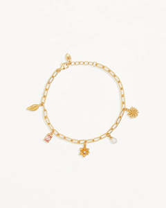 By Charlotte: BY CHARLOTTE GOLD BLOOM WITH GRACE BRACELET