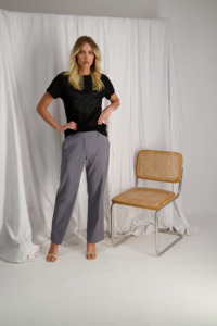 PRE LOVED TUESDAY TEE / M