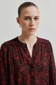 Second Female: SECOND FEMALE SCRATCH SHIRT EMBOLDENED PRINT