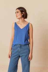 Indi Cold: INDI & COLD FRIDA TOP AZUL KLEIN