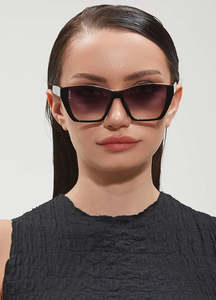 Otra Eyewear: OTRA BELLE