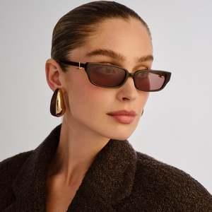 Eyewear: LUV LOU THE PHOEBE DARK CHOCOLATE