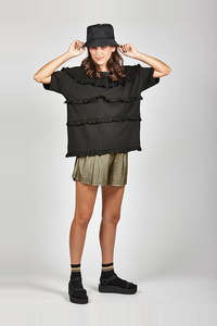 Pre Loved Staff Styles: PRE LOVED LEO + BE SHORTS / 6