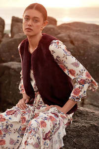 Zoe Kratzmann: ZOE KRATZMANN AFFIRM VEST BERRY