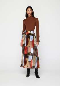 Bottoms: MOS KOA PLEATED SKIRT