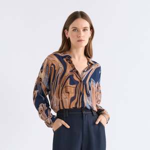 Wear: Eir Sheer Shirt - Brandr Print