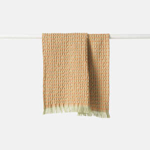 Decorate Your Home: Mae Hand Towel - Avocado/Jaffa