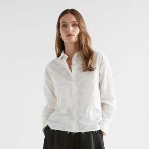 Wear: Etra Shirt - White