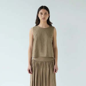 Sophie: Shell Buttons Top - Hay