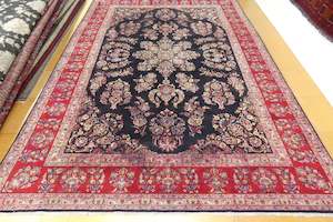 Warm Tones: Persian Hand Knotted Kashan Oversized Rug Size: 435 x 310cm