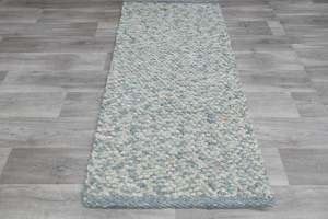 Cool Tones: Luxurious Handcrafted City Canberra Rug (740) – Size: 90 x 180cm