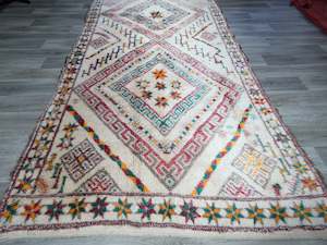 Vintage Beni Ourain Moroccan Berber Handmade Rug Size: 354 x 186cm