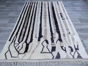 Beni Ourain Moroccan Berber Handmade Rug Size: 261 x 175cm
