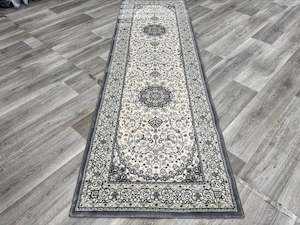 Cool Tones: Da Vinci Mastercraft Traditional Runner (57119-6656) Size: 80 x 250cm