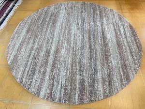 Natural Tones: Mehari Round Shaggy Rug (23094-8727) Size: 240 x 240cm