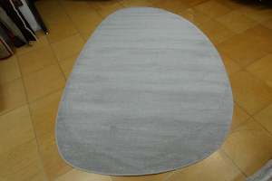 Luxurious Plain Textured Trentino Pebble Shape Rug (41005-2121) Size: 200 x 290cm