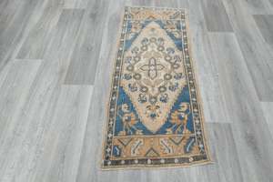 Vintage Hand Knotted Anatolian Turkish Rug Size: 125 x 56cm