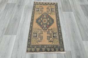 Vintage Hand Knotted Anatolian Turkish Rug Size: 103 x 52cm