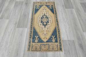 Vintage Hand Knotted Anatolian Turkish Rug Size: 115 x 56cm