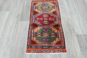 Vintage Hand Knotted Anatolian Turkish Rug Size: 92 x 48cm