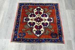 Vintage Hand Knotted Anatolian Turkish Square  Rug Size: 65 x 70cm