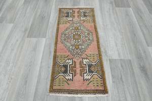 Vintage Hand Knotted Anatolian Turkish Rug Size: 100 x 45cm