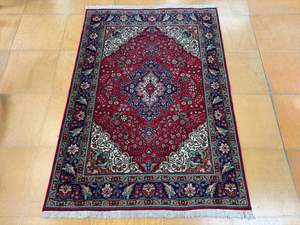 Authentic Hand-Knotted Tabriz Persian Rug Size: 206cm x 148 cm